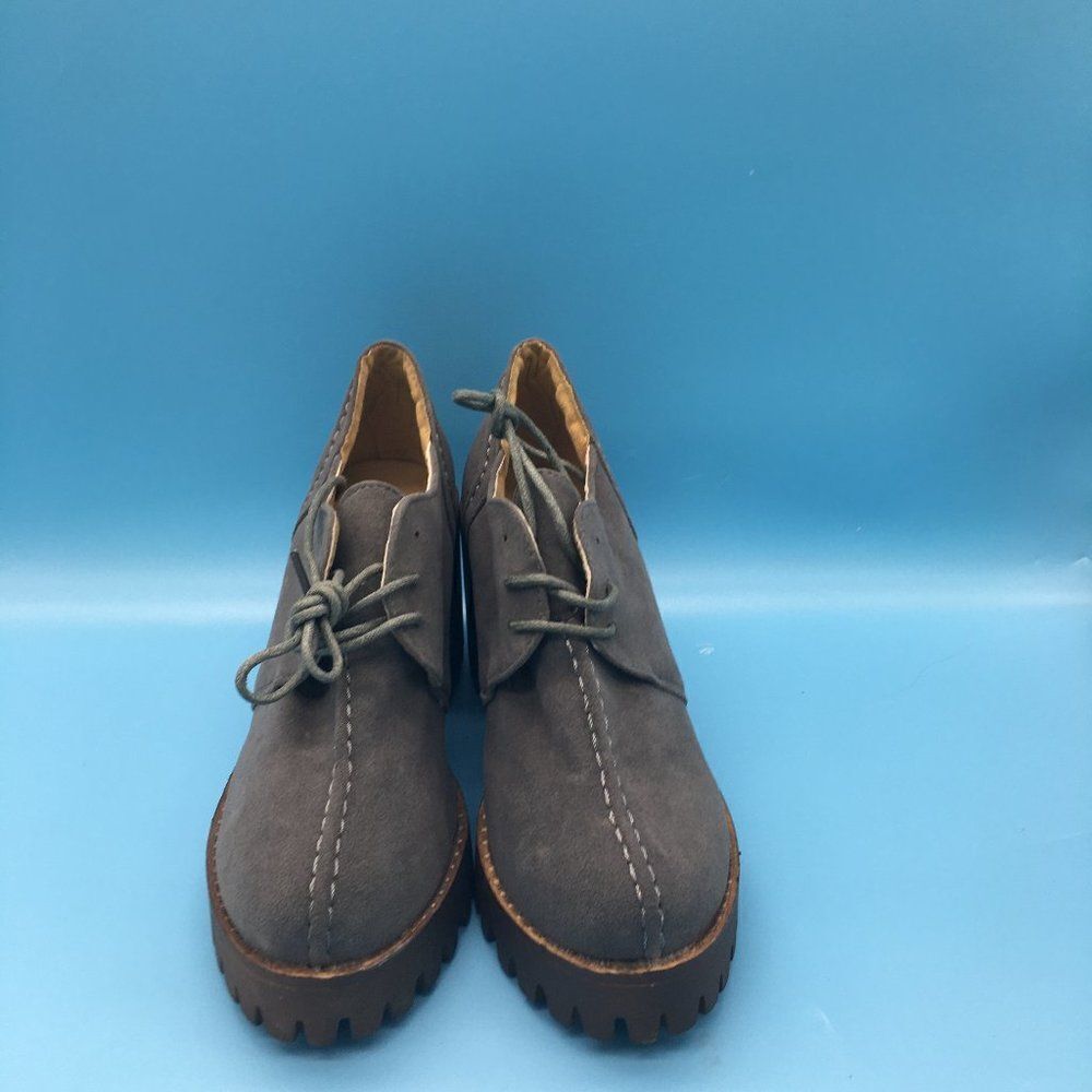 Grey Women Round Toe Lace Up Mid Block Heel Shoe